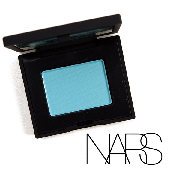 NARS SINGLE EYESHADOW #5361 BABY JANE (Bright Baby Blue) - Picture 2 of 2